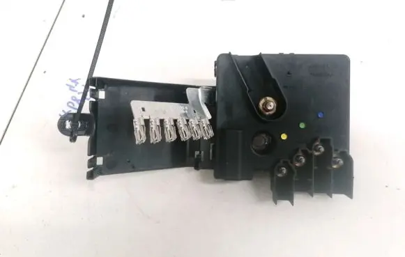 Mercedes-Benz E W211 Fuse box set A2115461141