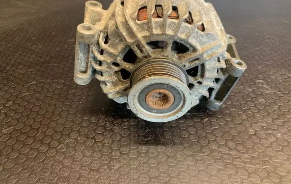 Volkswagen PASSAT CC Generator/alternator 06J903023C 2606237A 409006244