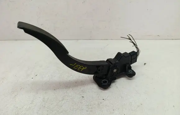 Jeep Compass Accelerator throttle pedal 04891585AC