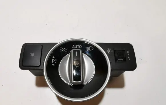 Mercedes-Benz B W246 W242 Light switch