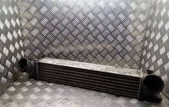 BMW 1 E81 E87 Intercooler radiator 7524916