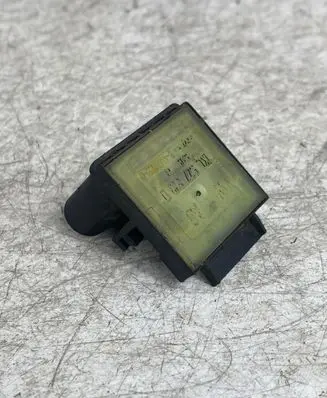 Clutch pedal sensor