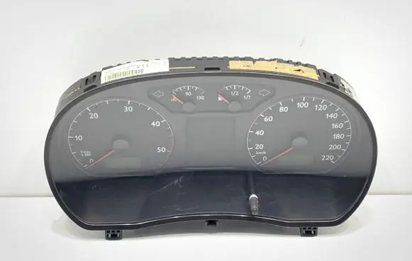 Volkswagen Polo IV 9N3 Speedometer (instrument cluster) 6Q0920820L