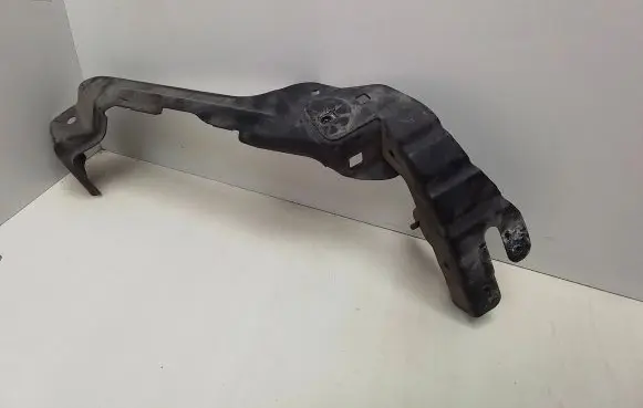 Mercedes-Benz E W211 Headlight/headlamp mounting bracket