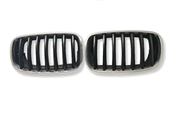BMW X5 E70 Front bumper upper radiator grill 7171396 7171395