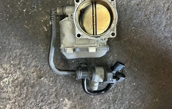 BMW 7 F01 F02 F03 F04 Throttle valve 759787101