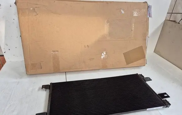 Dodge Caliber A/C cooling radiator (condenser) 68004052AB