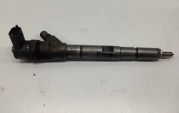 KIA Sorento Fuel injector 0445110186