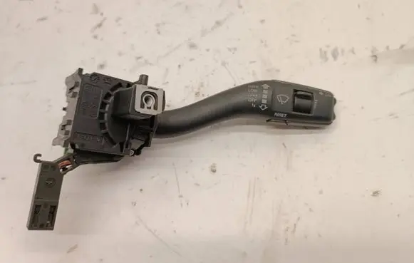 Audi A3 S3 8P Wiper control stalk 8P0953519E 10004012 0011210526804