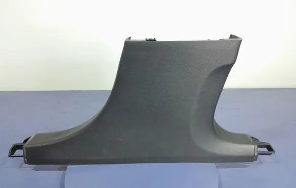 Volvo S90, V90 Foot area side trim 31377670