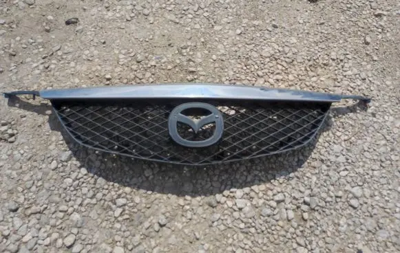 Mazda Premacy Front grill C10050712