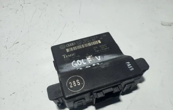 Audi A6 S6 C6 4F Gateway control module 1K0907530F 1K0907951