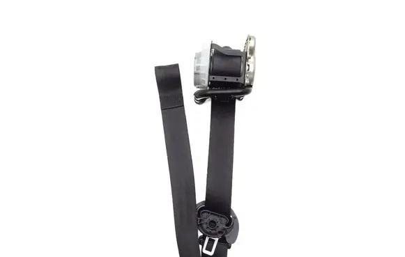Audi A3 S3 8V Front seatbelt 7N0857737