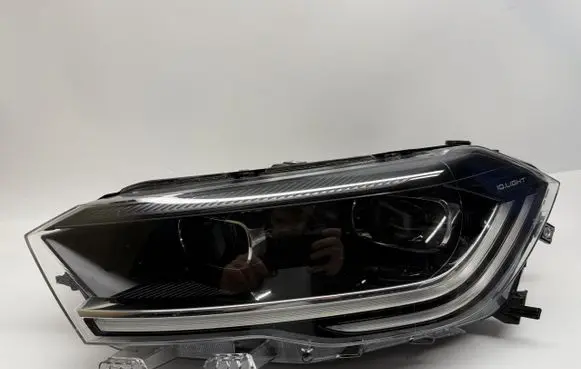 Volkswagen Polo VI Headlight/headlamp 2G1941035L