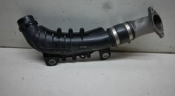 Mazda 3 II Intercooler hose/pipe