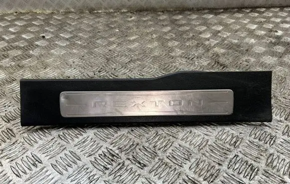 SsangYong Rexton Rear sill trim cover 7728136000