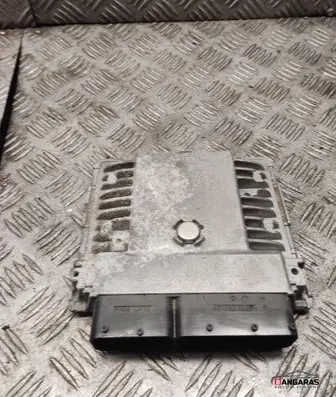Volkswagen Golf VI Engine control unit/module 03F906070BJ