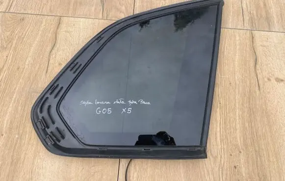 BMW X5 G05 Rear side window 7444082
