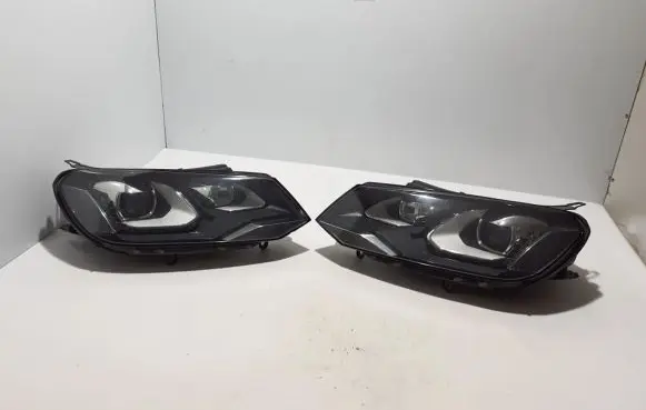 Volkswagen Touareg II Headlight/headlamp