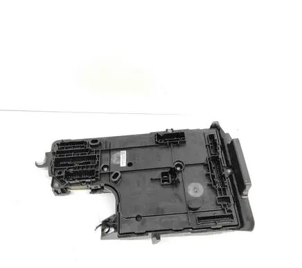 Tesla Model Y Central body control module 165765001A 167097700A