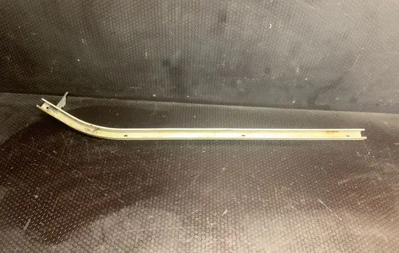 Opel Vivaro Sliding door upper top rail 