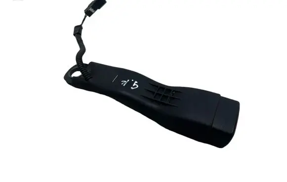 Toyota RAV 4 (XA40) Rear seatbelt buckle 18201
