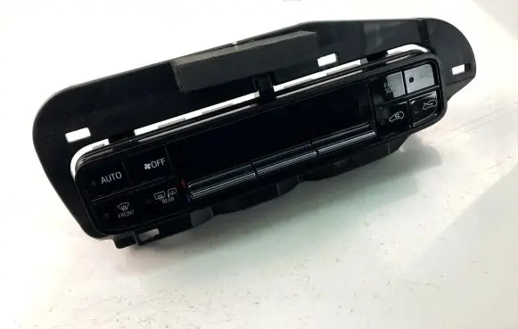 Toyota Auris E180 Interior fan control switch 5590002060