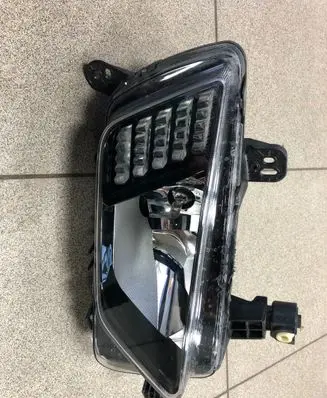 Volkswagen Polo VI Front fog light 2G0941661A 89250871 172066D3