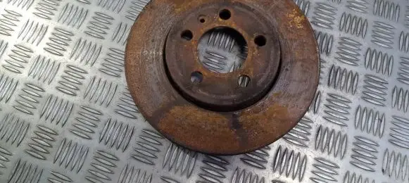 Volkswagen Golf IV Front brake disc