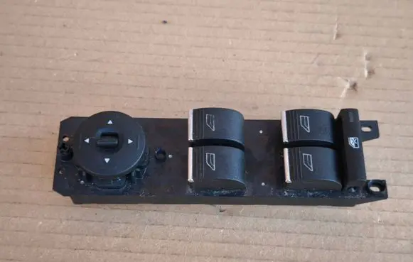 Electric window control switch