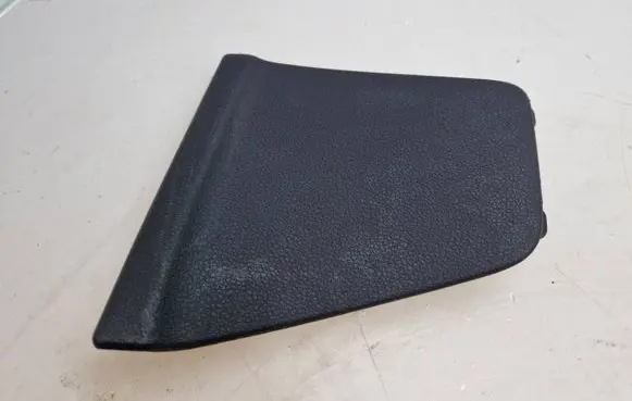 Audi A3 S3 8V Tailgate/boot cover trim set 8V4867657