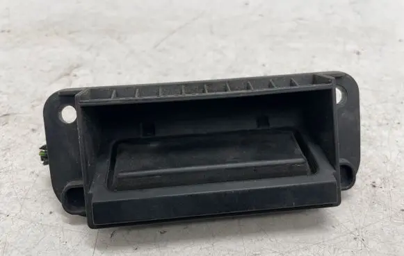 Mercedes-Benz C W204 Tailgate opening switch A2047500293