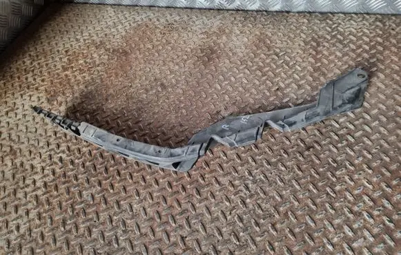 Skoda Octavia Mk2 (1Z) Front bumper mounting bracket 1Z0807184A