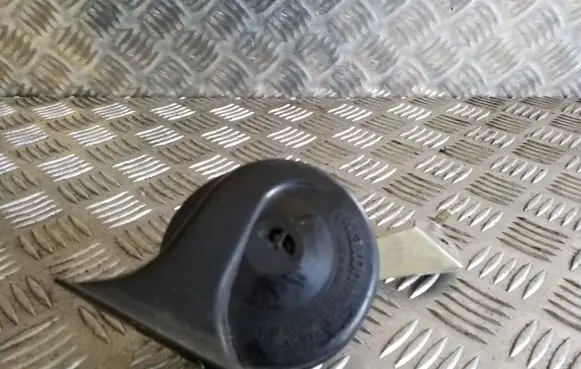 Mazda 3 I Horn signal