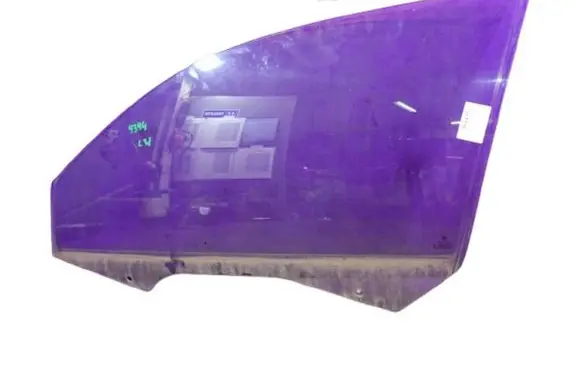BMW 3 E46 Front door window glass four-door 