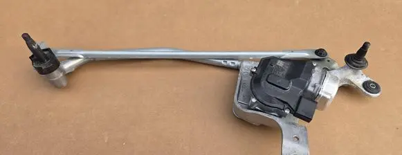 Audi e-tron Front wiper linkage 4KL955023A 4KL955119A 4K1955119