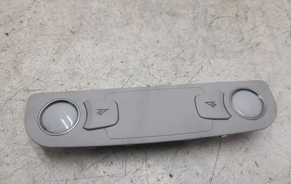 Audi A6 S6 C6 4F Front seat light 4L0947111B