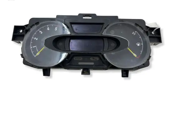 Opel Vivaro Speedometer (instrument cluster) 248100393R