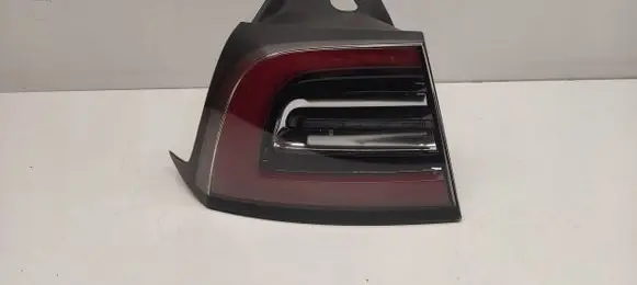 Tesla Model S Rear/tail lights 1502086-00-D