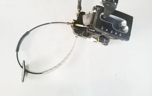 Chevrolet Captiva Gear selector 