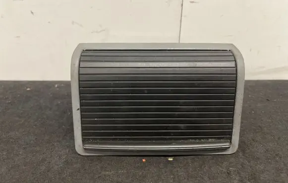 BMW 3 E46 Ashtray (rear) 8225988