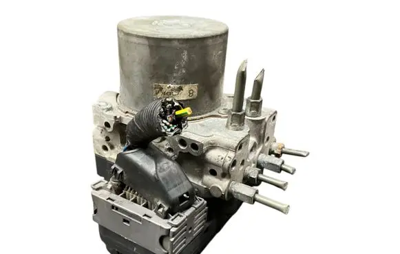 Mazda 6 ABS Pump 1338006980 GDK4437A0