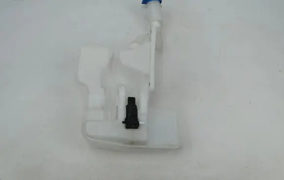 Audi Q3 8U Windshield washer fluid reservoir/tank