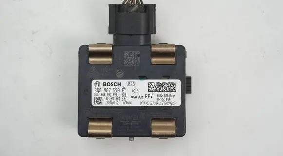 Volkswagen PASSAT B8 Distronic sensor radar 3Q0907590E 4F0972708