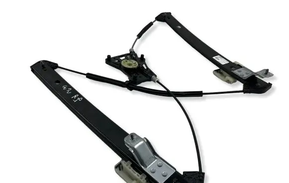 Audi Q2 - Front window lifting mechanism without motor 81A837462 26052023 1AU0003299