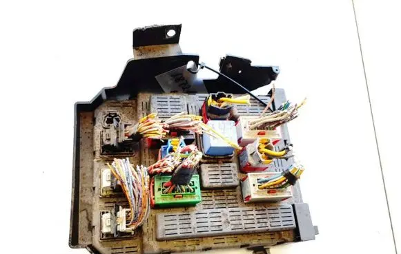 Peugeot 607 Fuse box set 9640797980