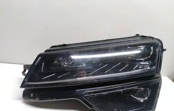Skoda Karoq Headlight/headlamp 57B941015B