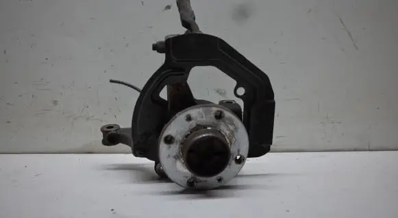 Smart ForTwo III C453 Front wheel hub A4533320800