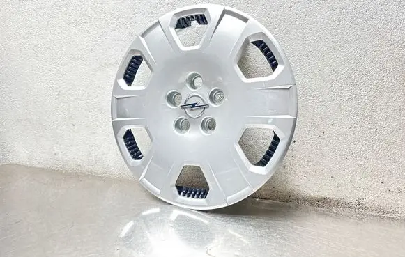 Opel Astra G R16 wheel hub/cap/trim 13102459