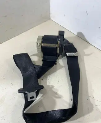 BMW Z4 E89 Front seatbelt 7016876